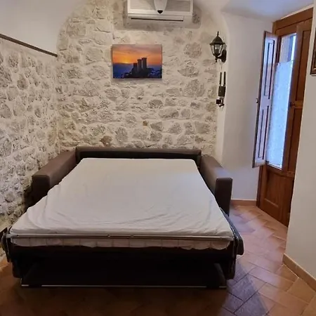 Casa Alessandro アパート Pacentro